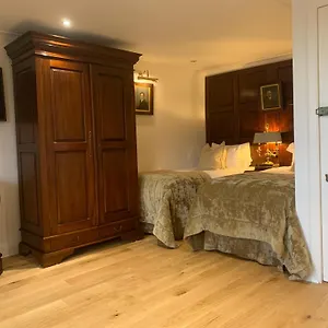 https://23-mayfield.edinburghhotelsuk.org