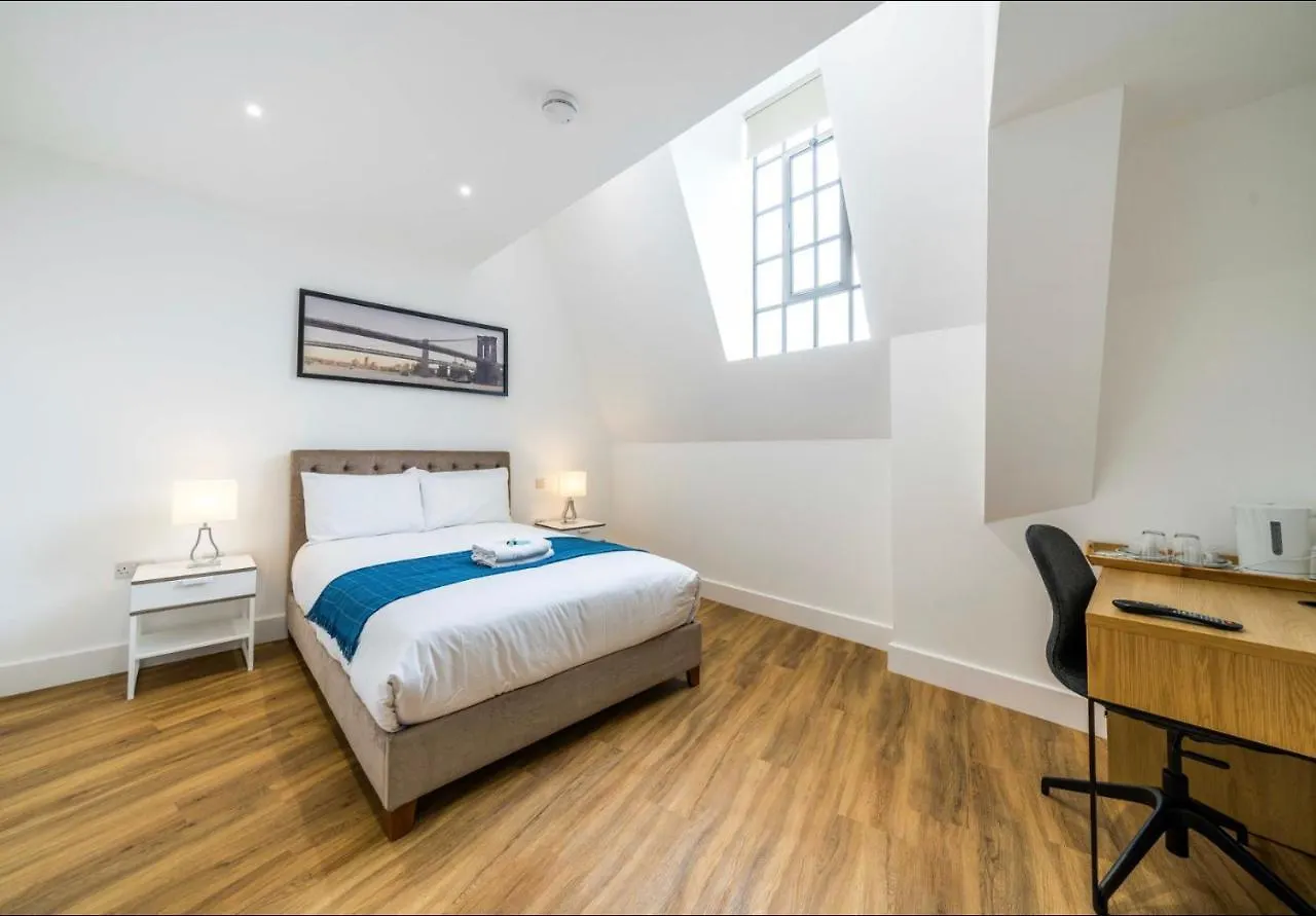 Simple Stay London 0*,