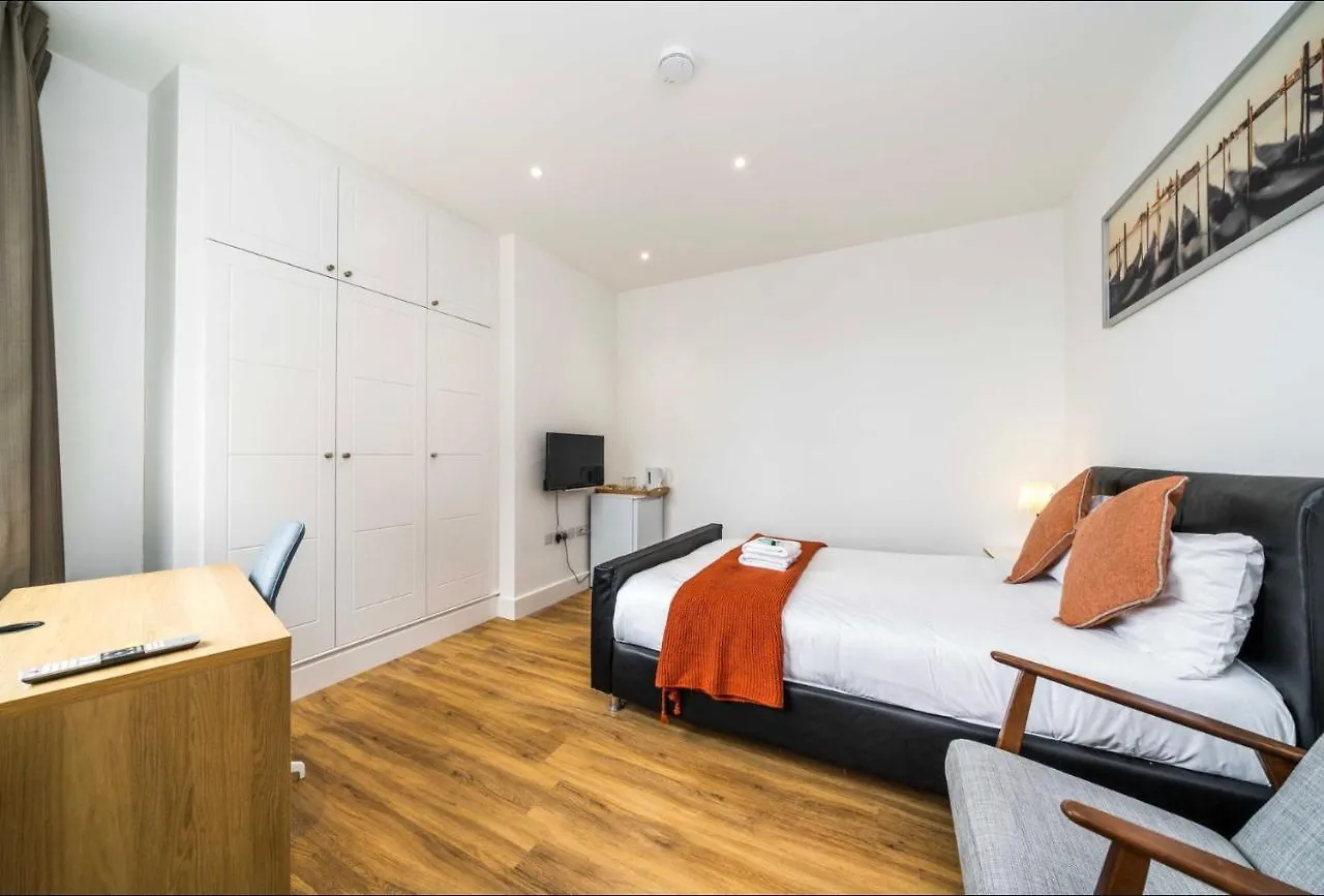 Simple Stay London 0*,